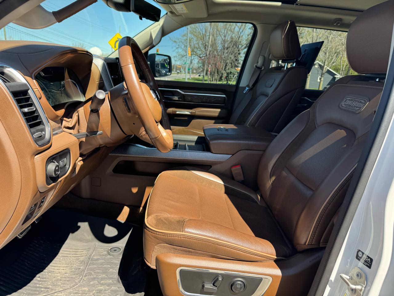 RAM 1500 Longhorn Crew Cab SWB 4WD 2024