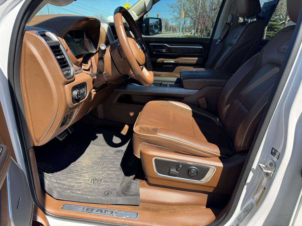 RAM 1500 Longhorn Crew Cab SWB 4WD 2024