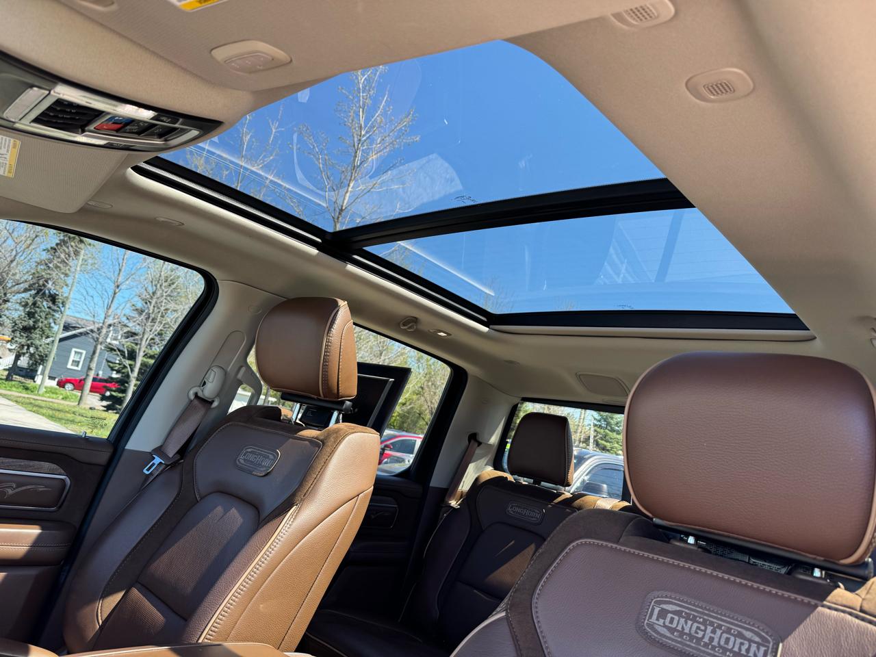 RAM 1500 Longhorn Crew Cab SWB 4WD 2024