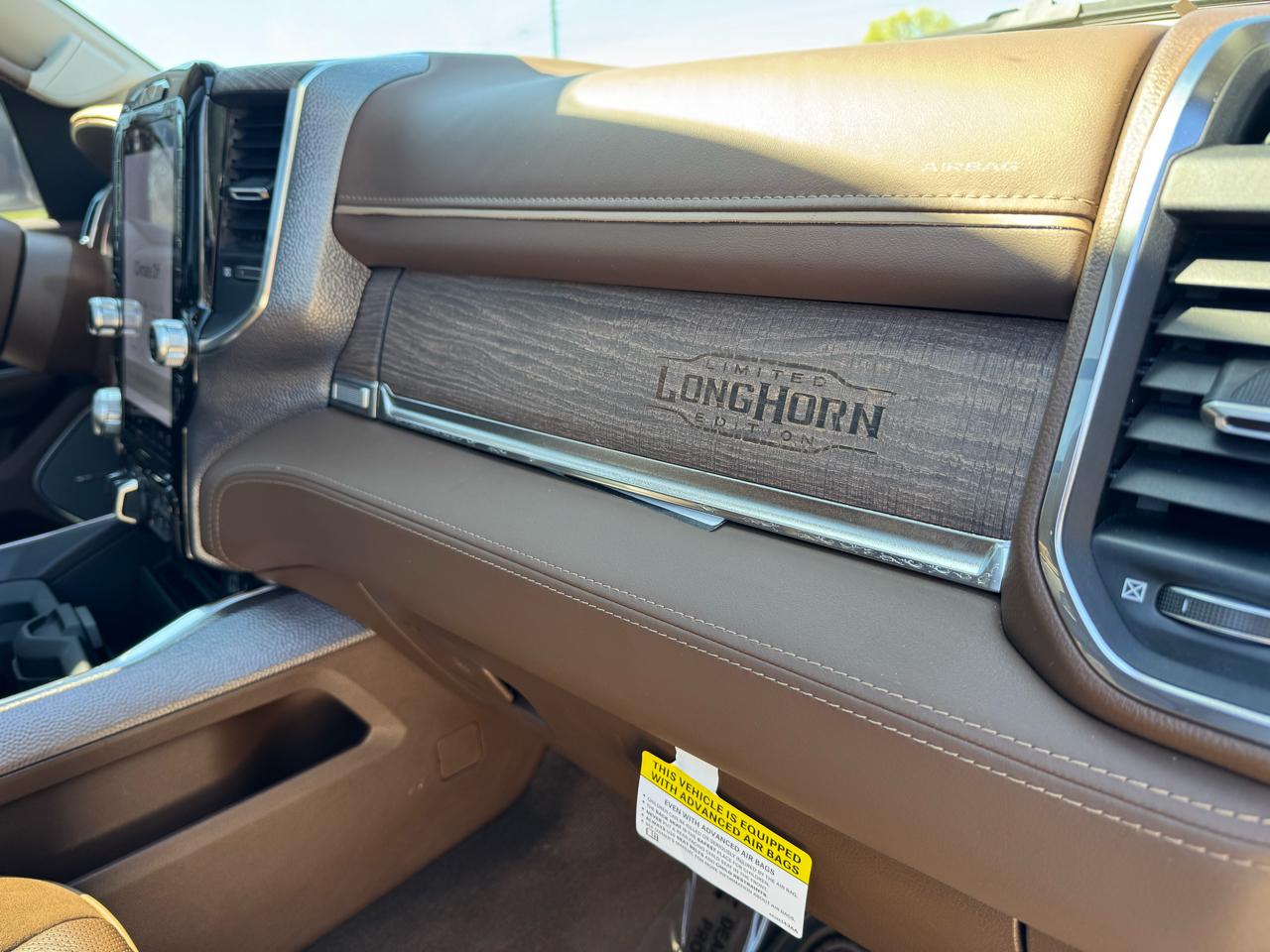 RAM 1500 Longhorn Crew Cab SWB 4WD 2024