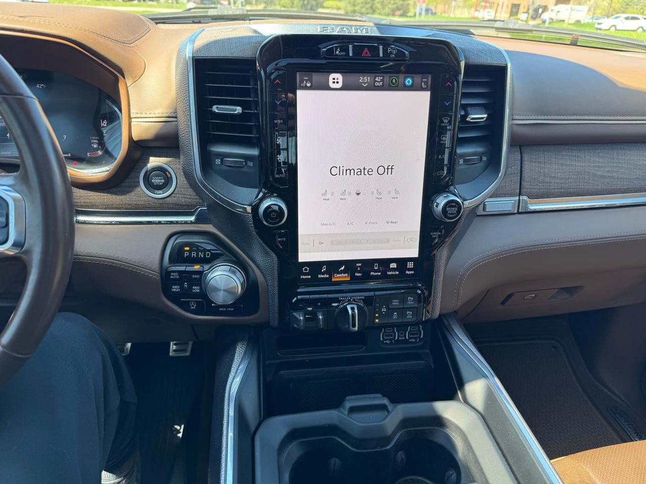 RAM 1500 Longhorn Crew Cab SWB 4WD 2024