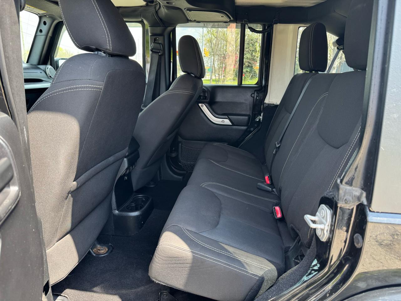 Jeep Wrangler Unlimited Sahara 4WD 2016