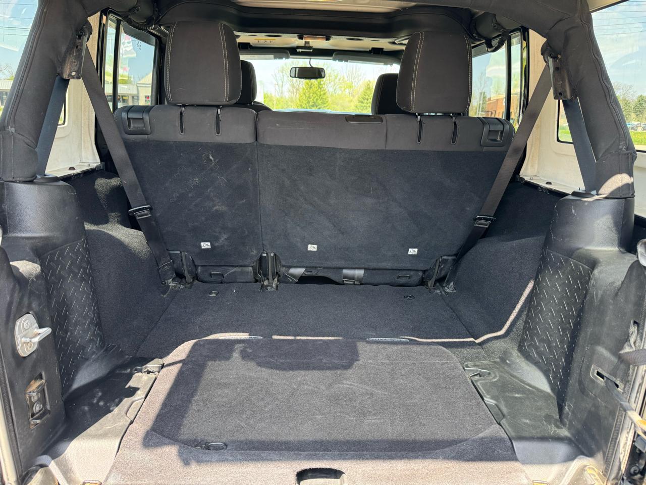 Jeep Wrangler Unlimited Sahara 4WD 2016