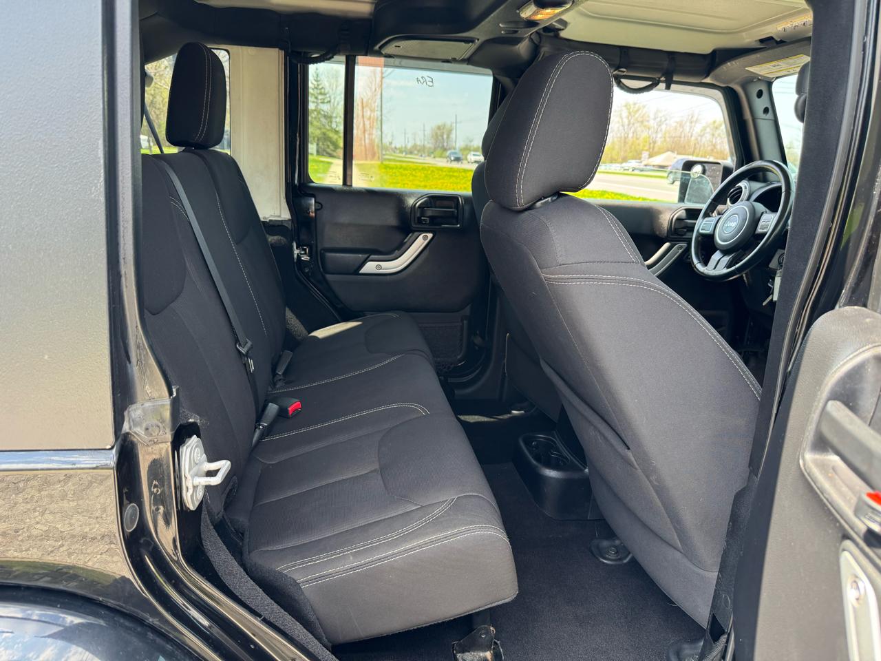 Jeep Wrangler Unlimited Sahara 4WD 2016