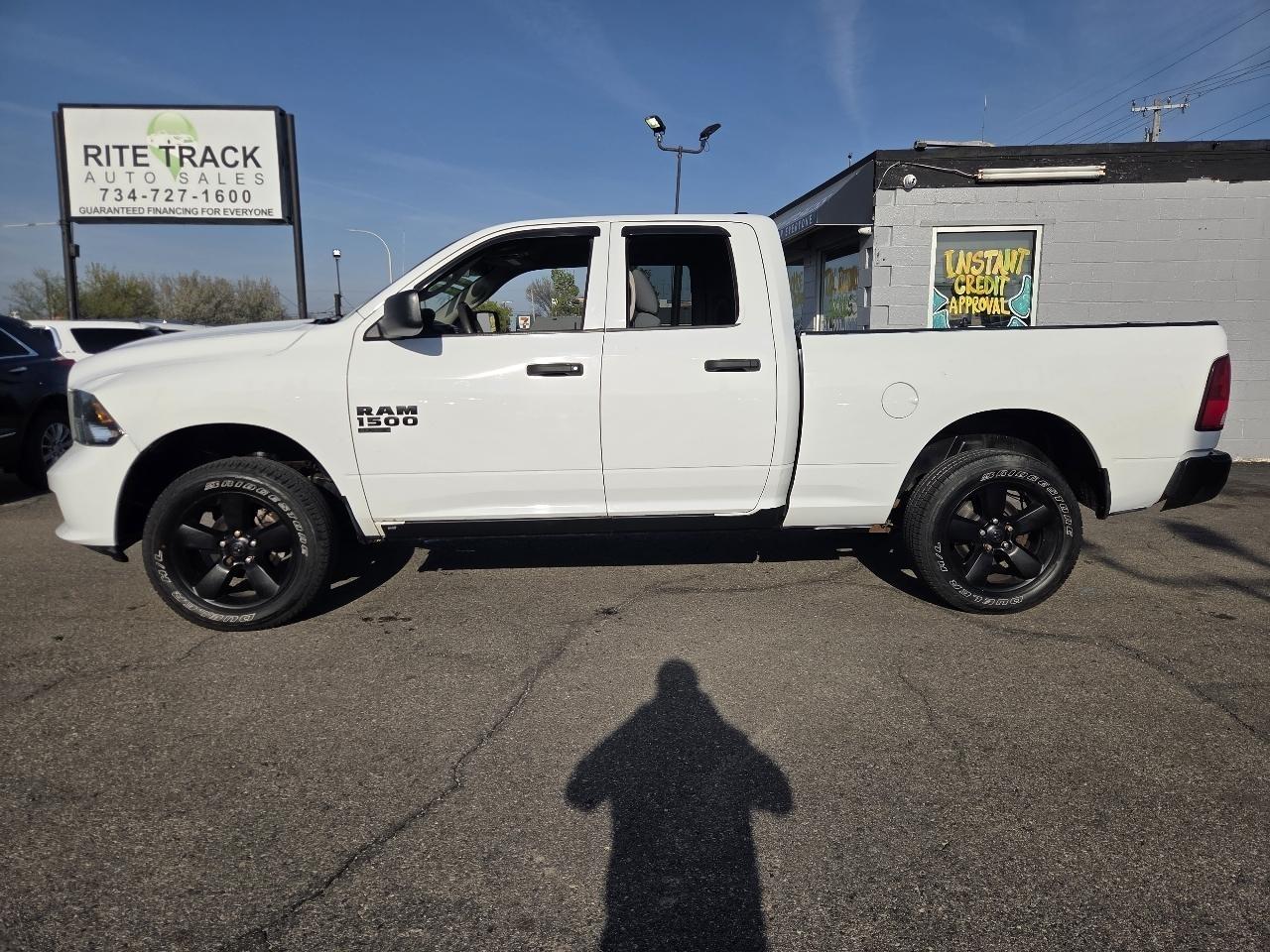 RAM 1500 Classic Tradesman Quad Cab 4WD 2019