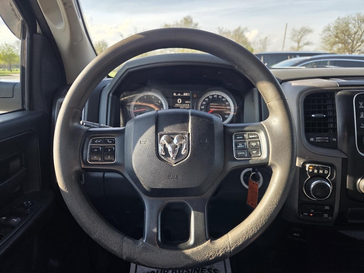 RAM 1500 Classic Tradesman Quad Cab 4WD 2019