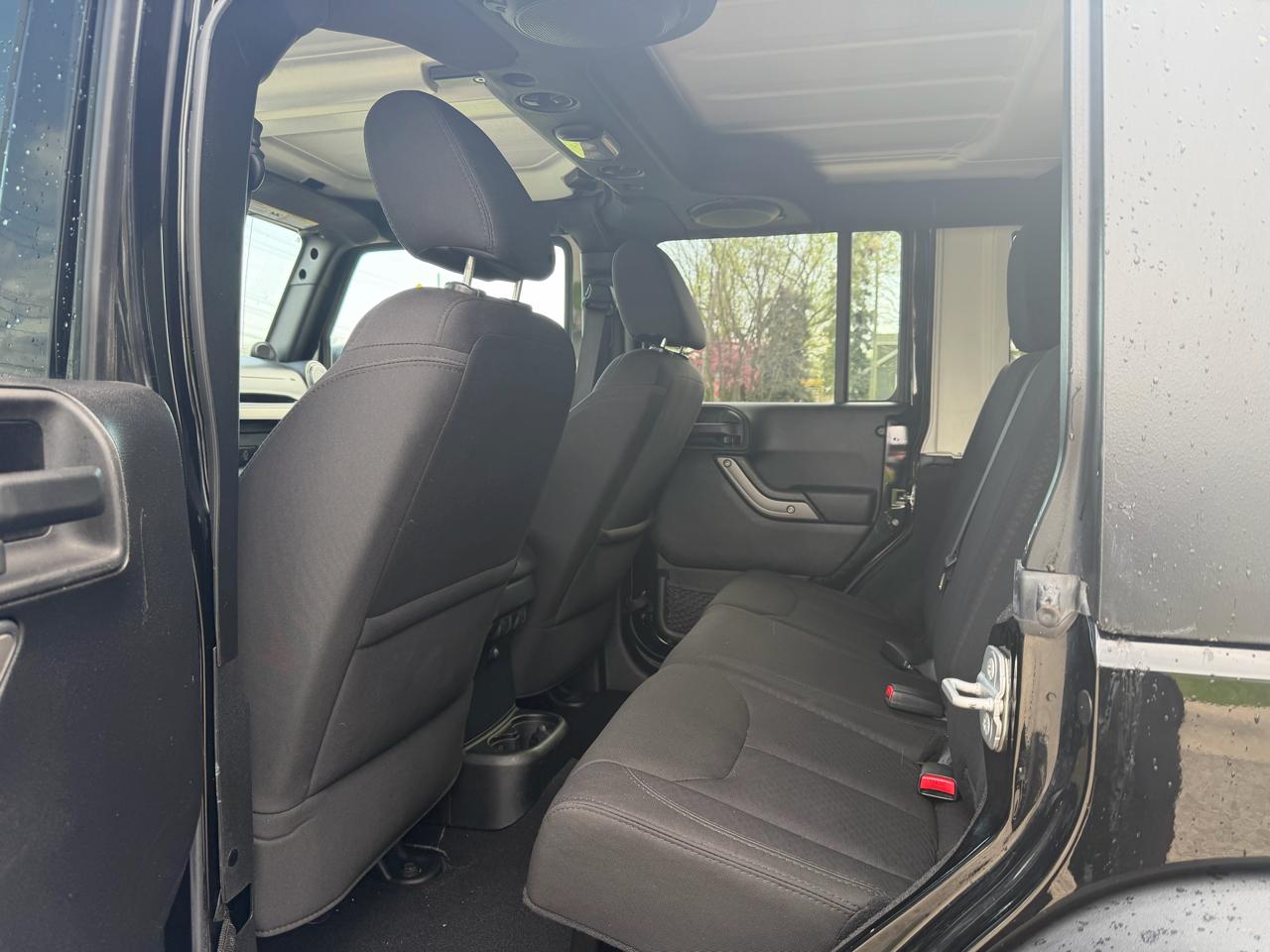 Jeep Wrangler Unlimited Sport 4WD 2014