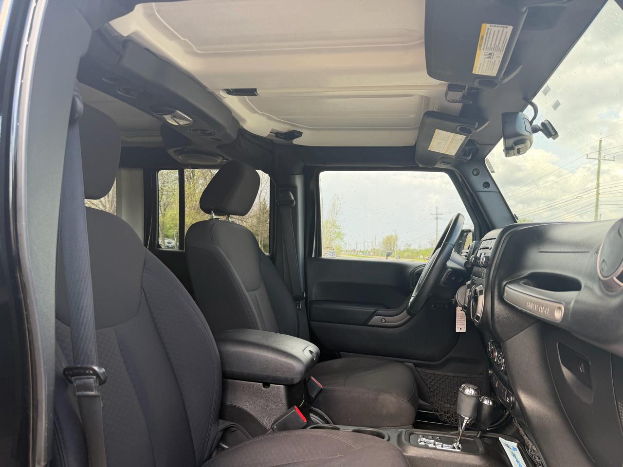 Jeep Wrangler Unlimited Sport 4WD 2014