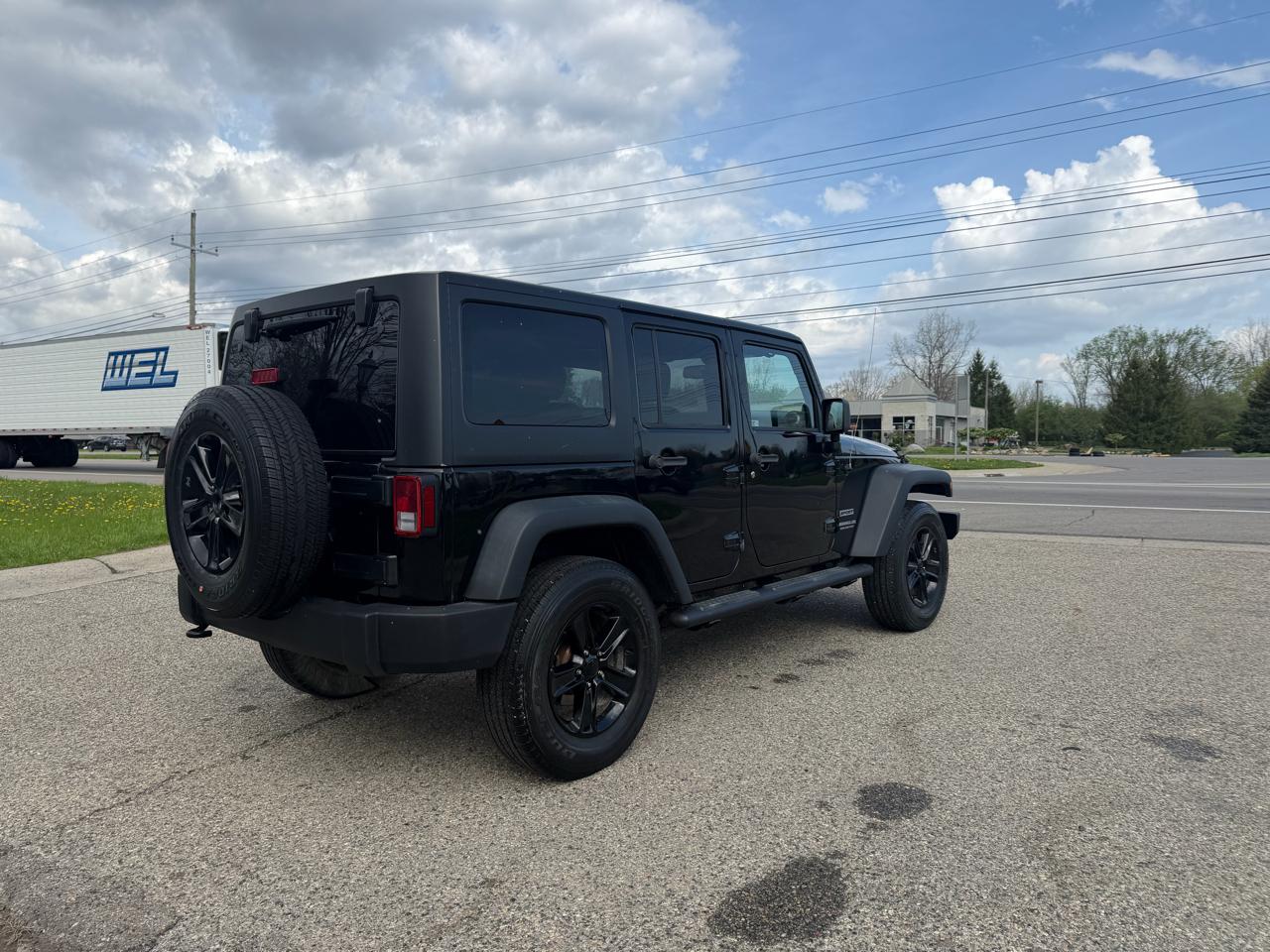 Jeep Wrangler Unlimited Sport 4WD 2014