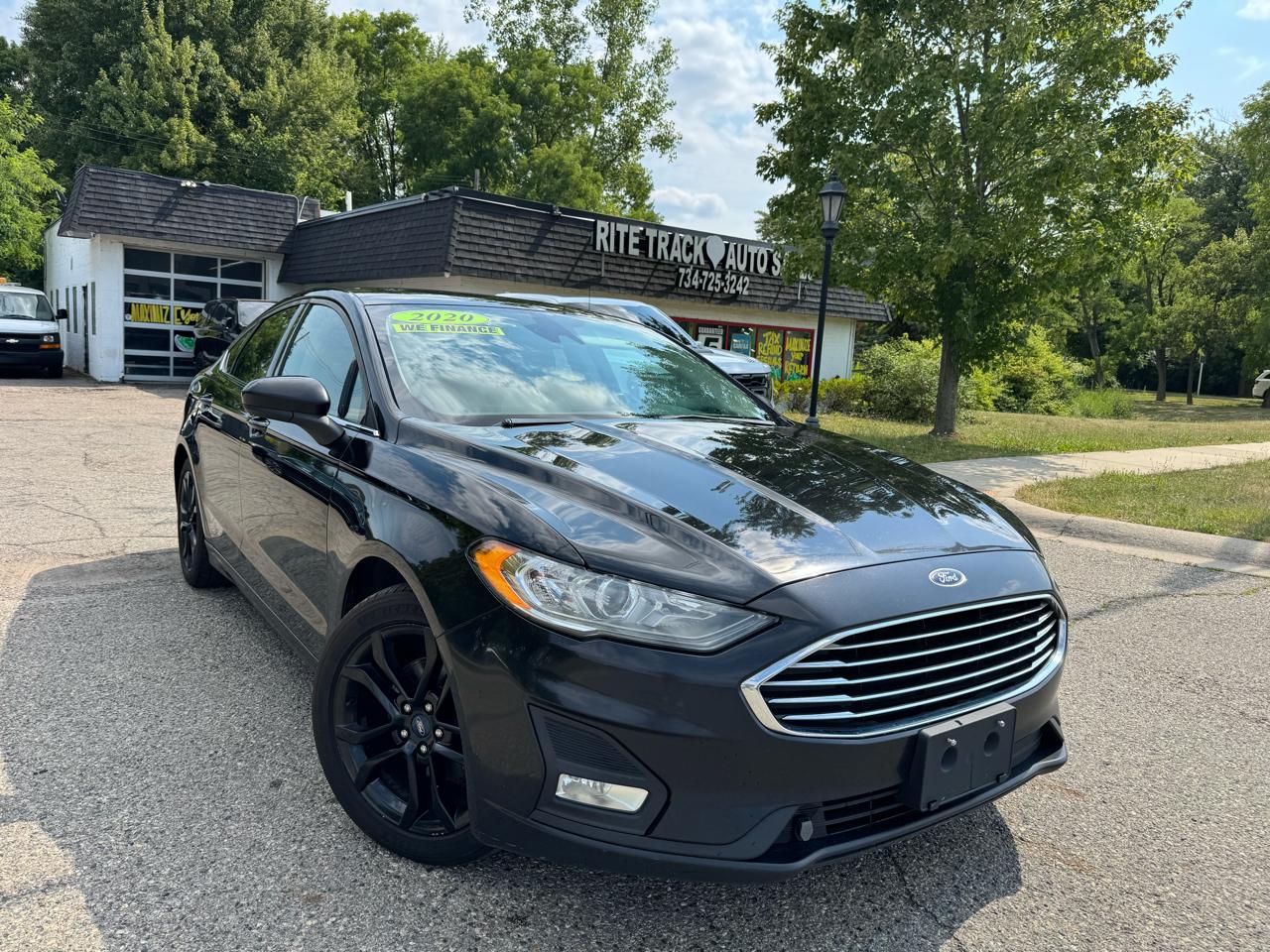 Ford Fusion SE 2020