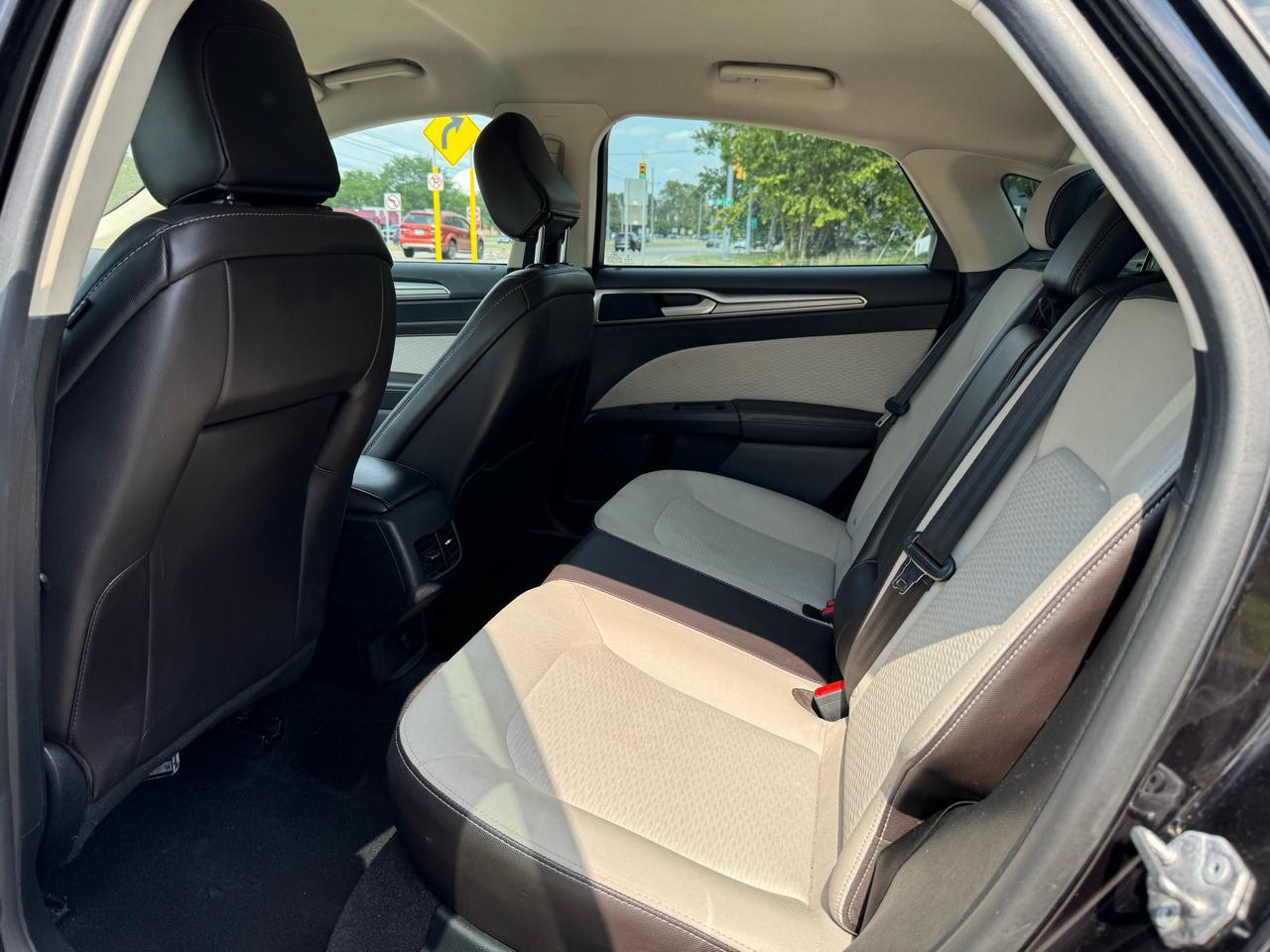 Ford Fusion SE 2020
