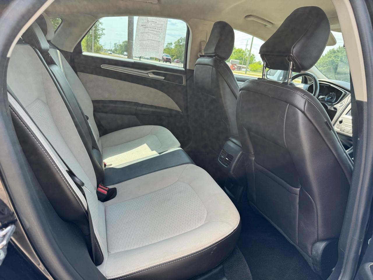 Ford Fusion SE 2020