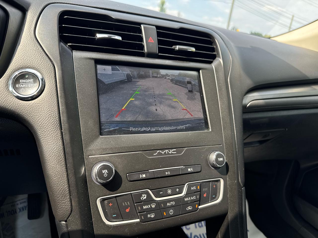 Ford Fusion SE 2020