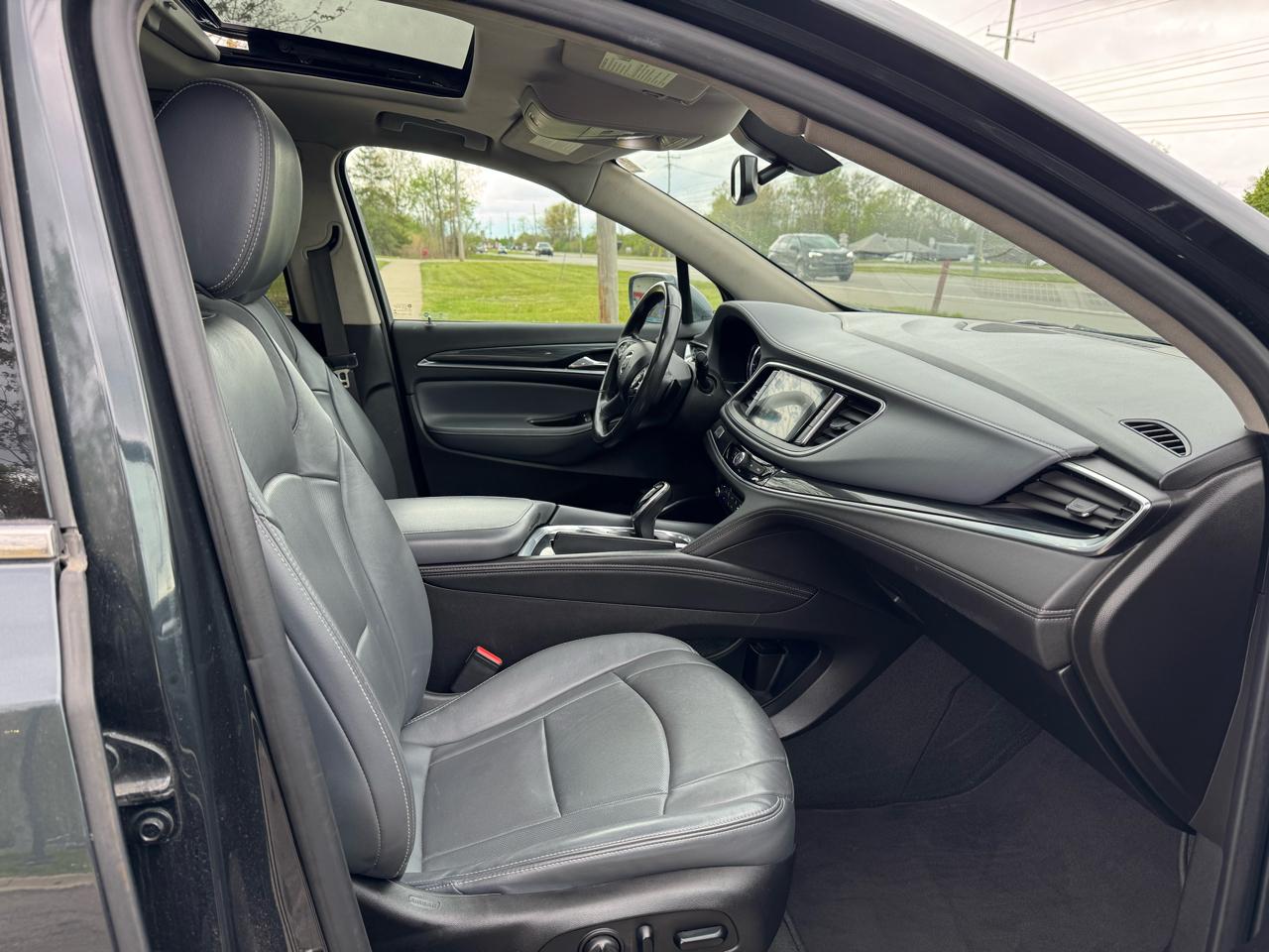 Buick Enclave Essence AWD 2019
