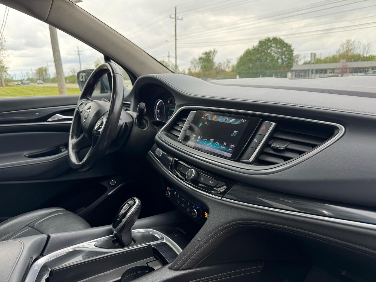 Buick Enclave Essence AWD 2019