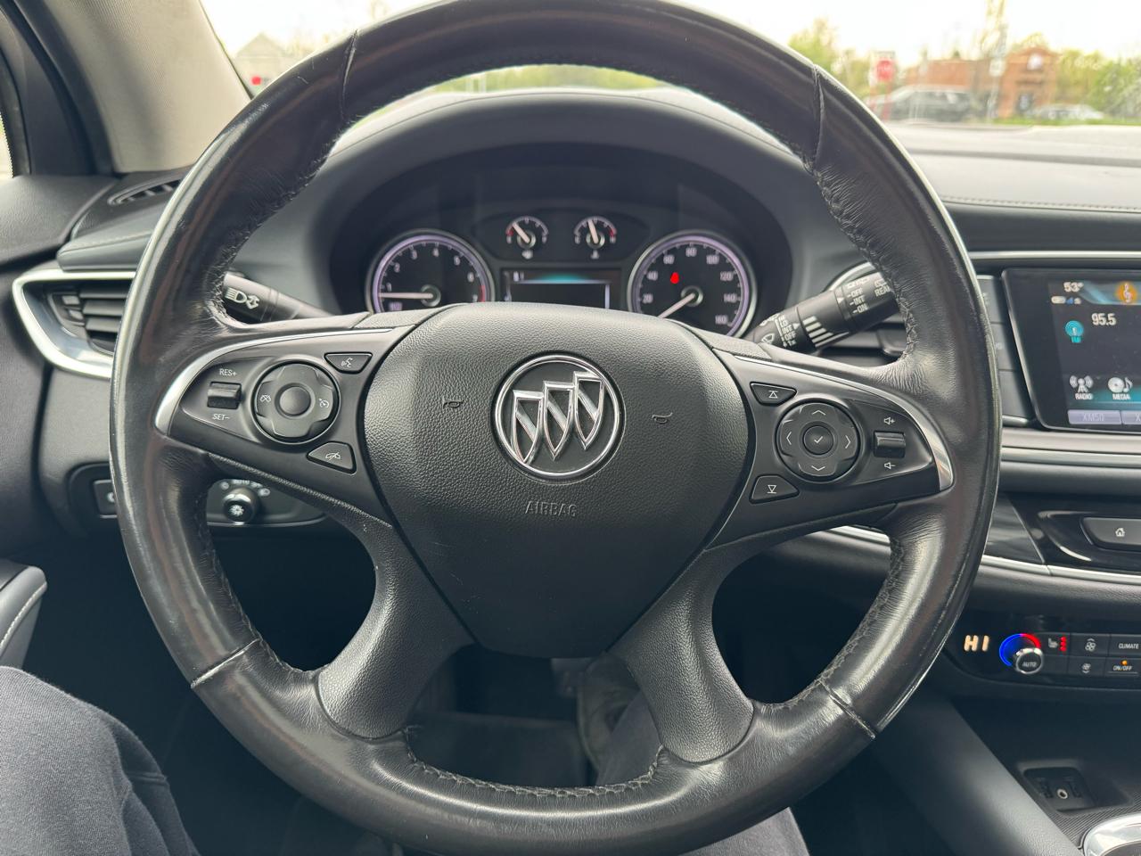 Buick Enclave Essence AWD 2019