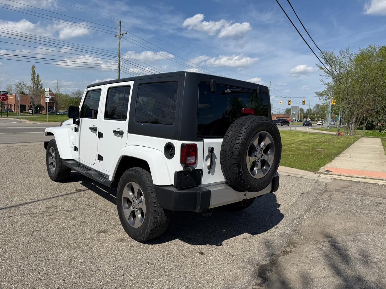 Jeep Wrangler JK Unlimited Sahara 4WD 2018
