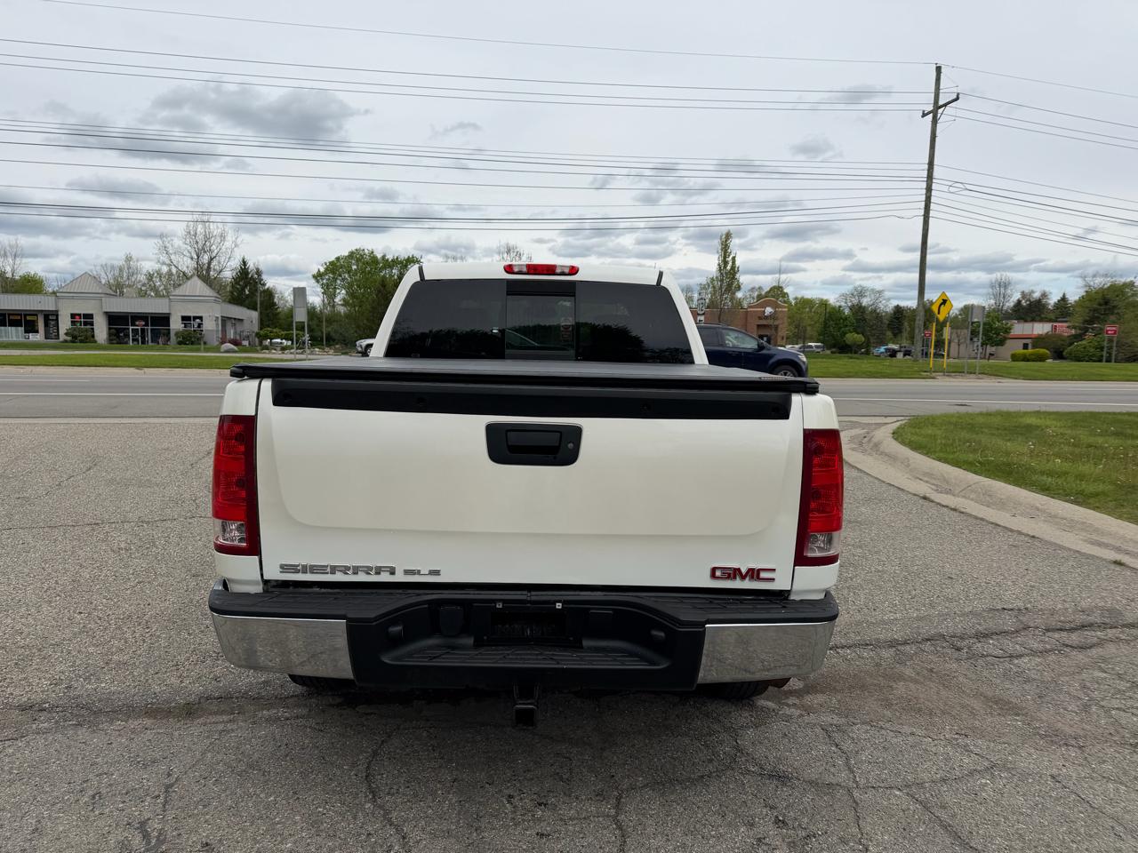 GMC Sierra 1500 SLE Crew Cab 4WD 2012