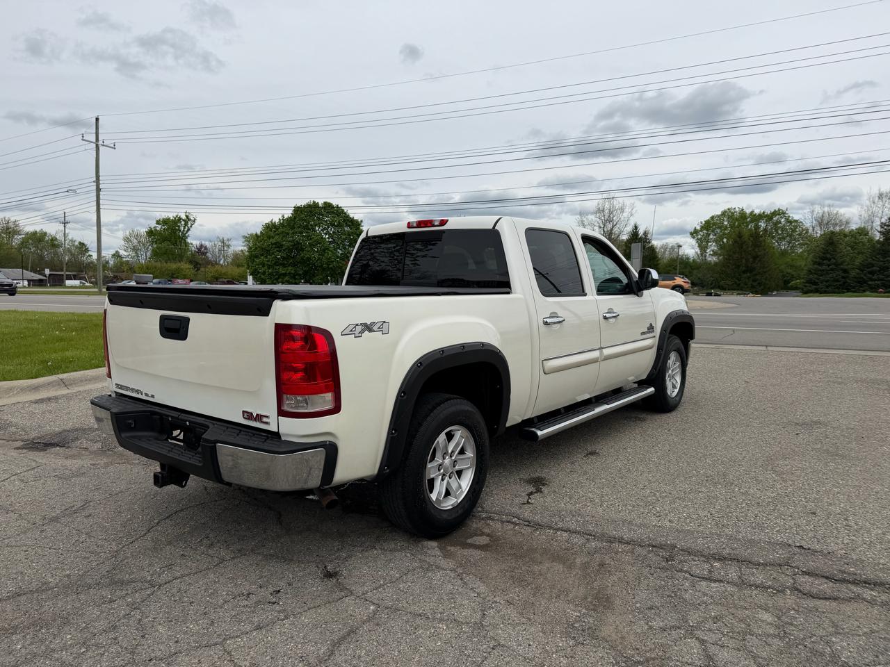 GMC Sierra 1500 SLE Crew Cab 4WD 2012