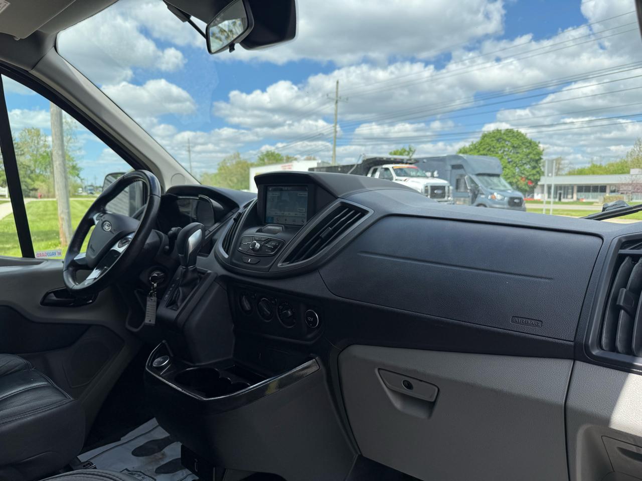 Ford Transit 150 Van 2018