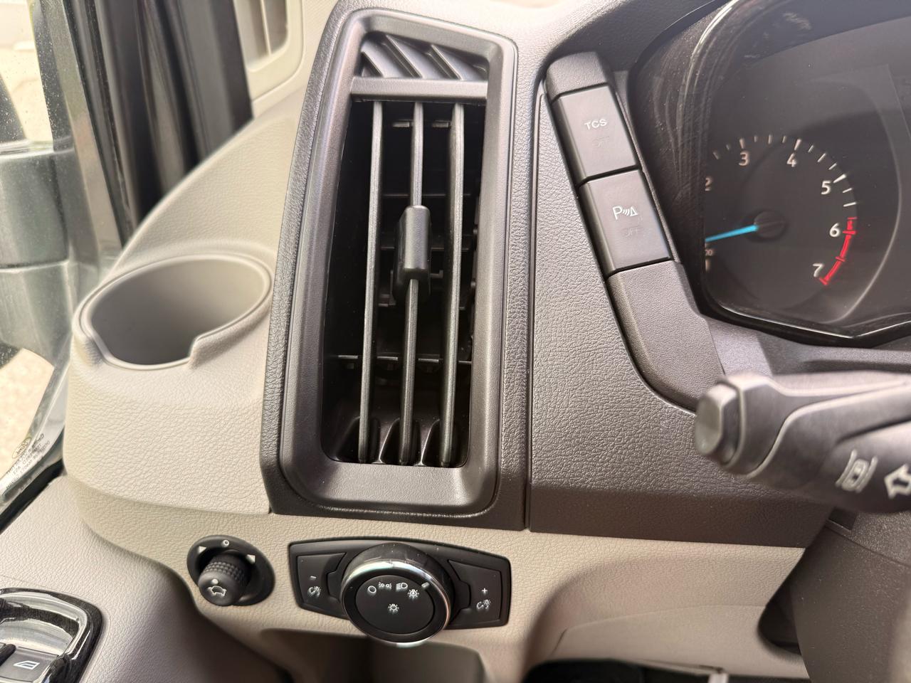 Ford Transit 150 Van 2018