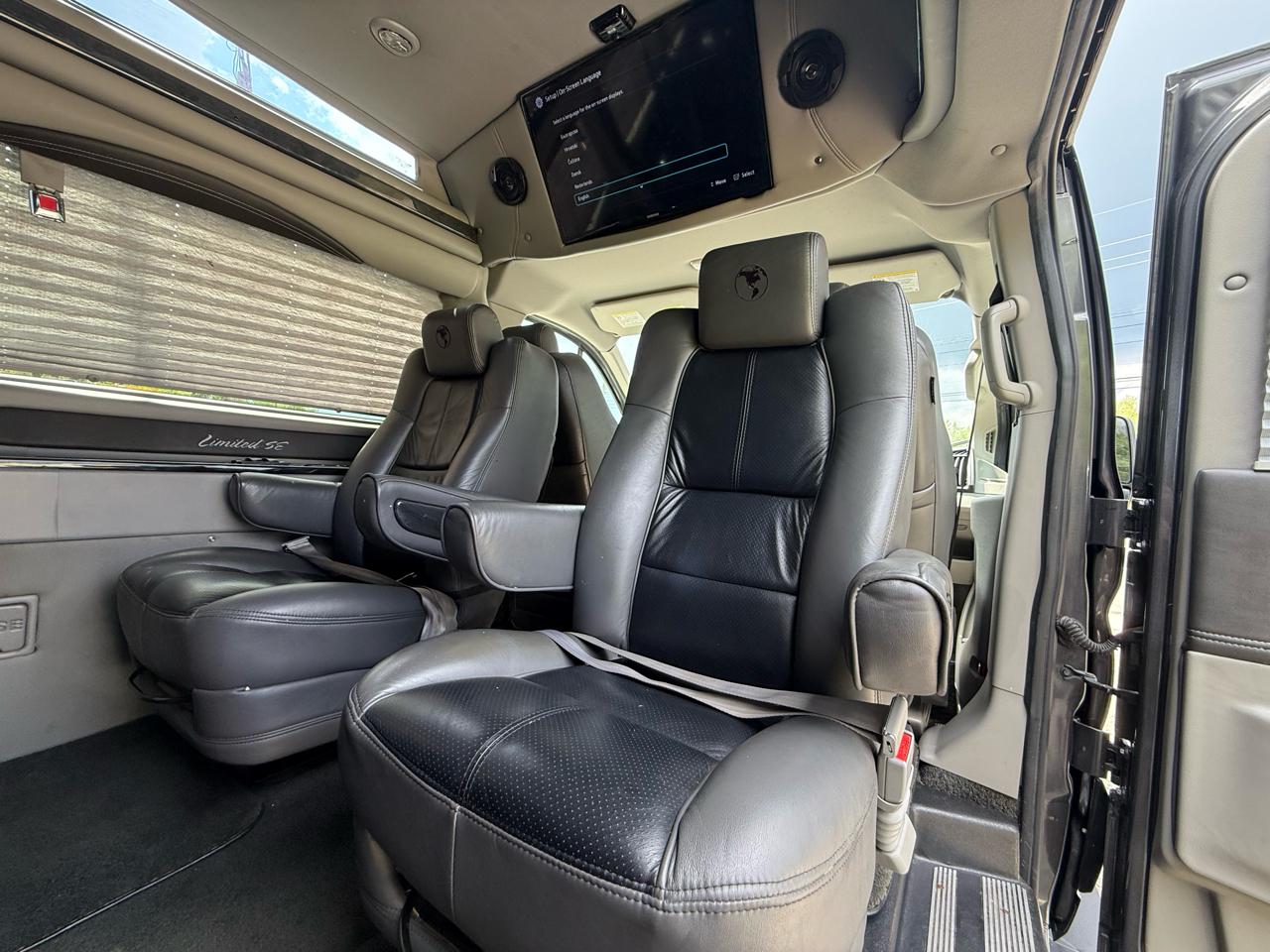 Ford Transit 150 Van 2018