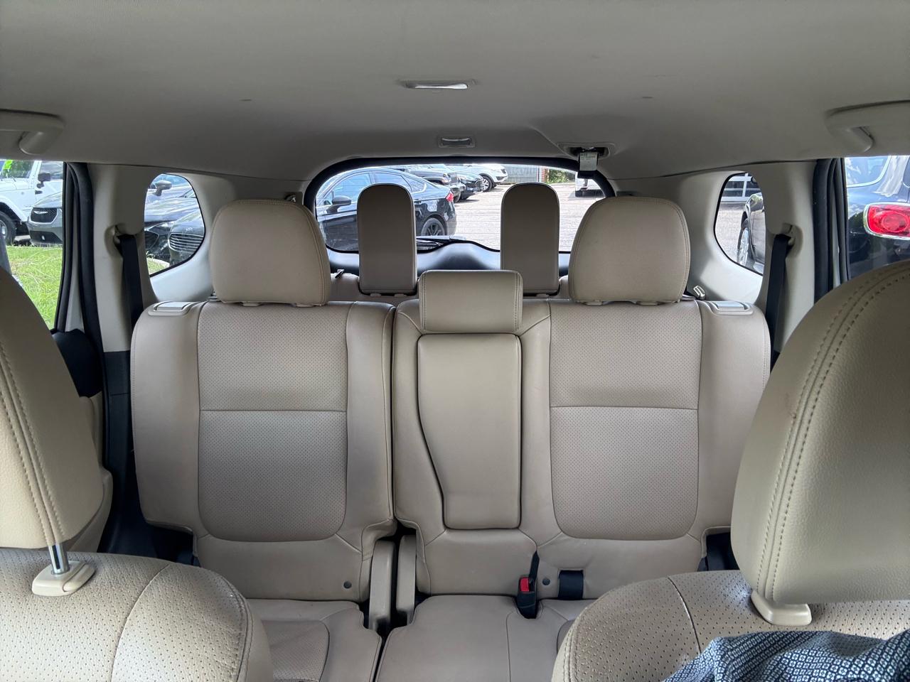 Mitsubishi Outlander SEL Special Edition FWD 2016