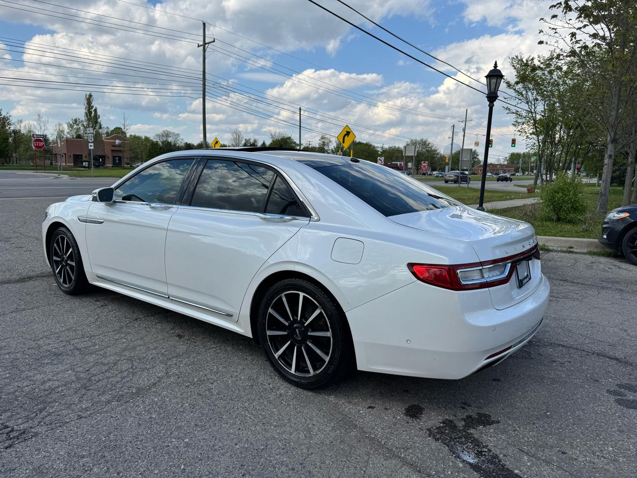 Lincoln Continental Reserve AWD 2017