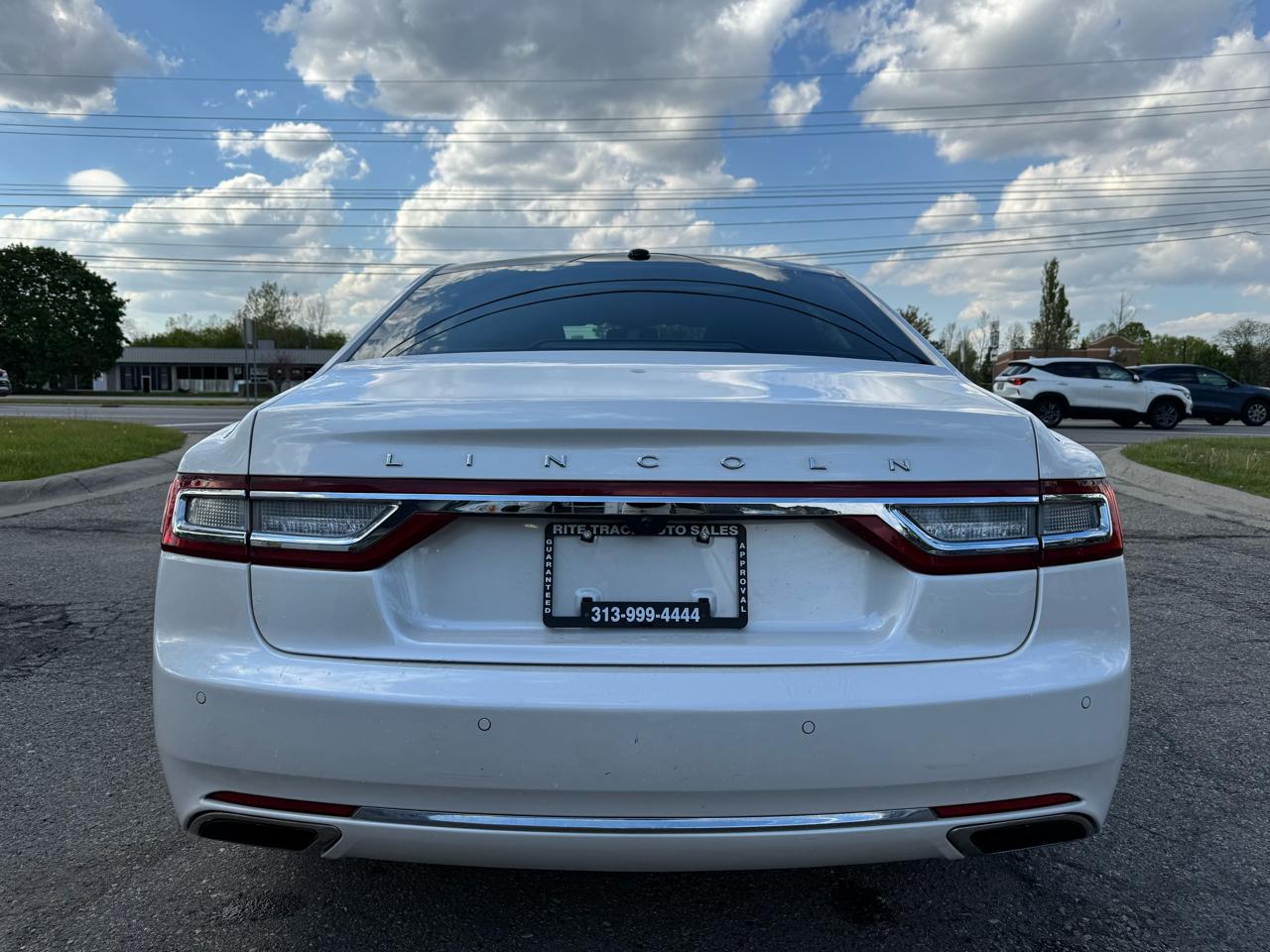 Lincoln Continental Reserve AWD 2017