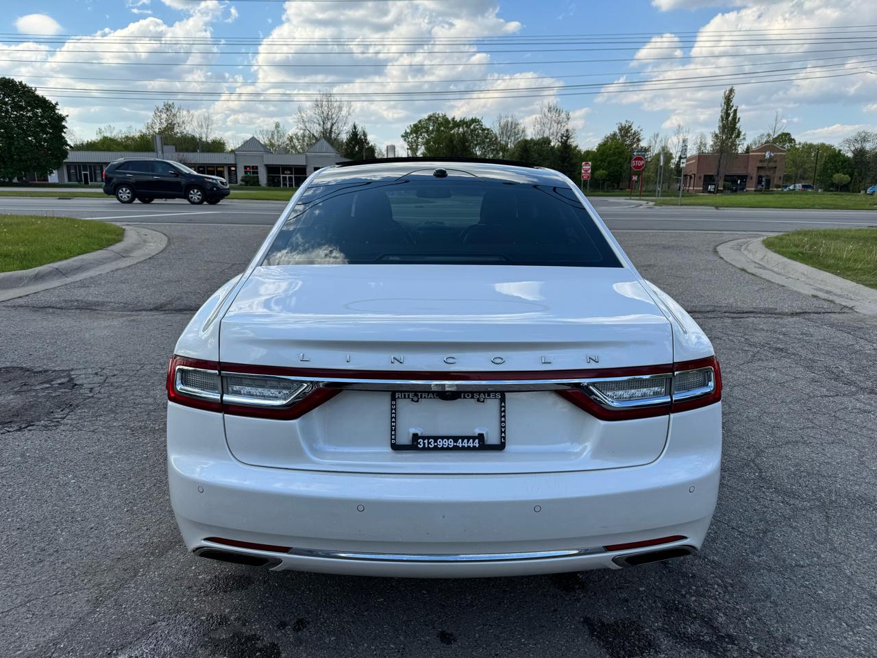 Lincoln Continental Reserve AWD 2017