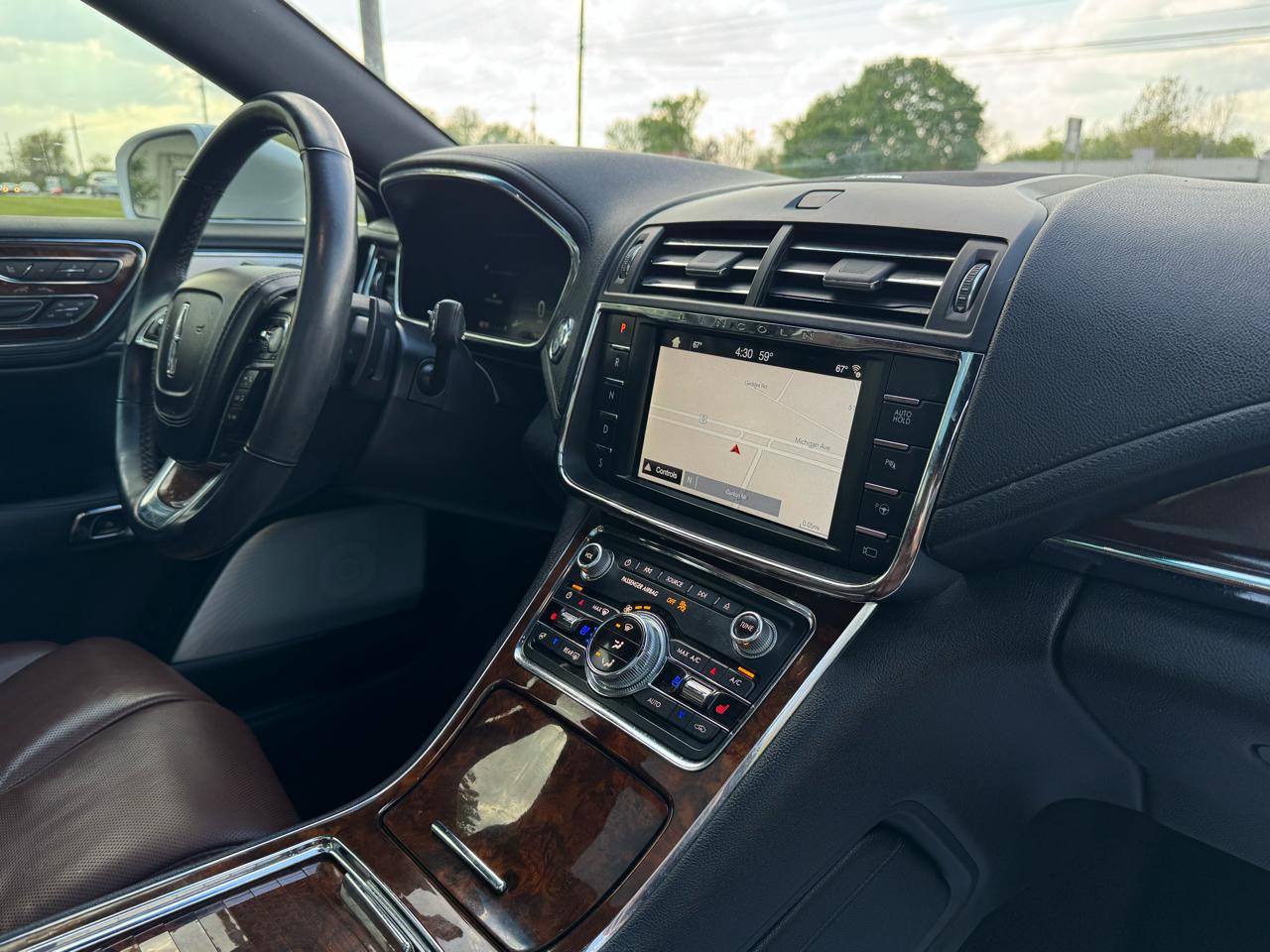 Lincoln Continental Reserve AWD 2017