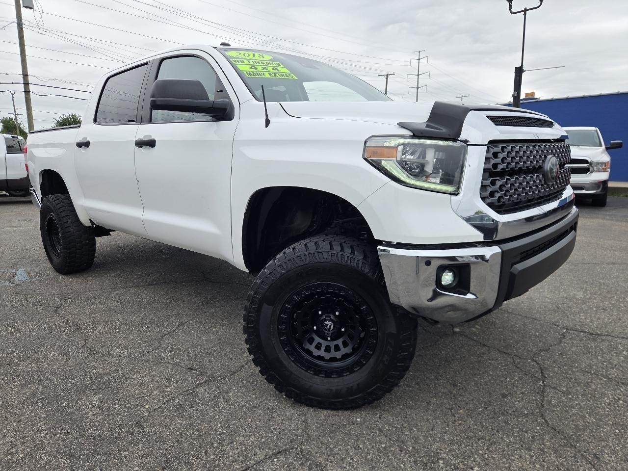 Toyota Tundra SR5 5.7L V8 CrewMax 4WD 2018
