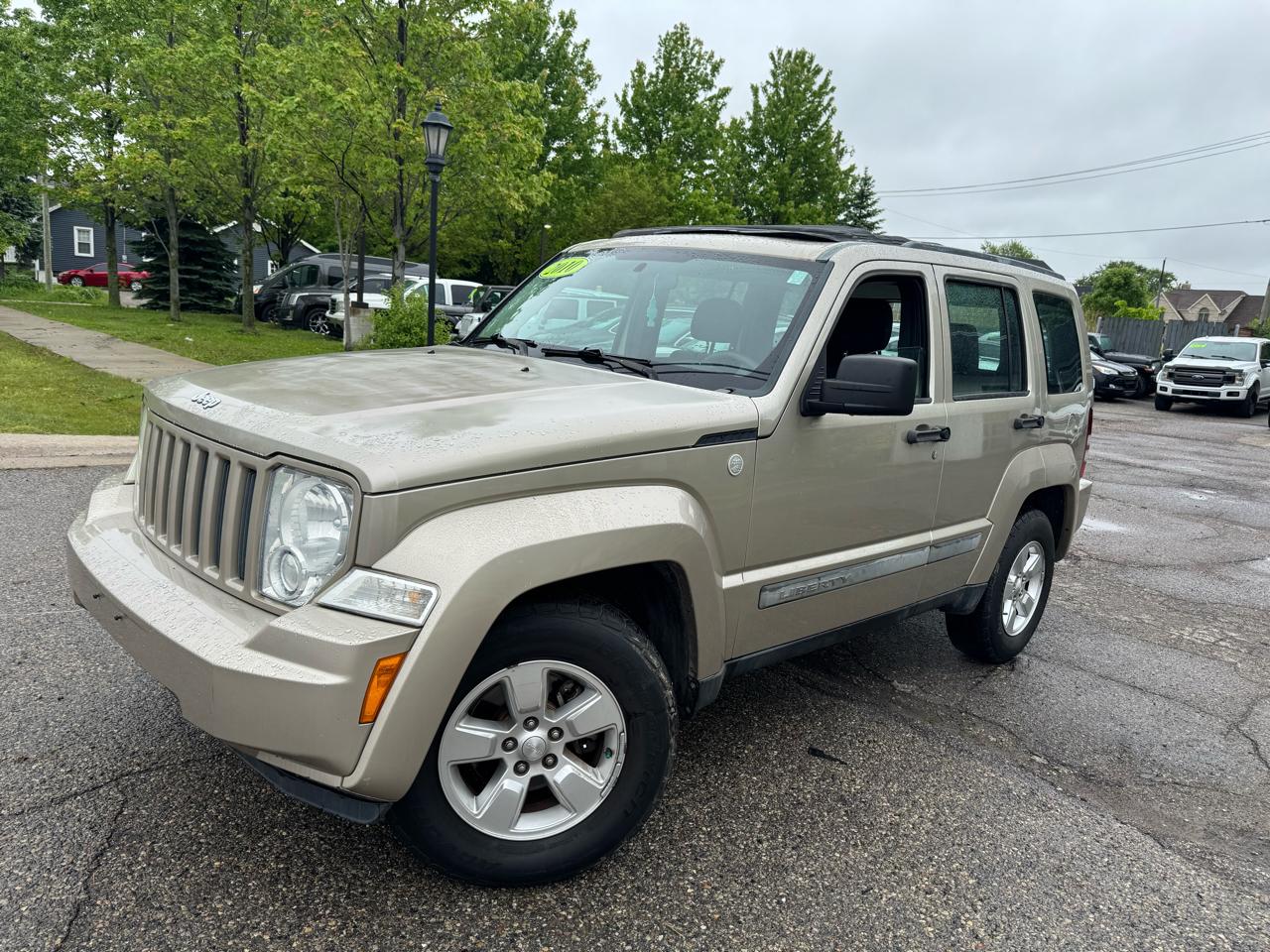 Jeep Liberty Sport 4WD 2010