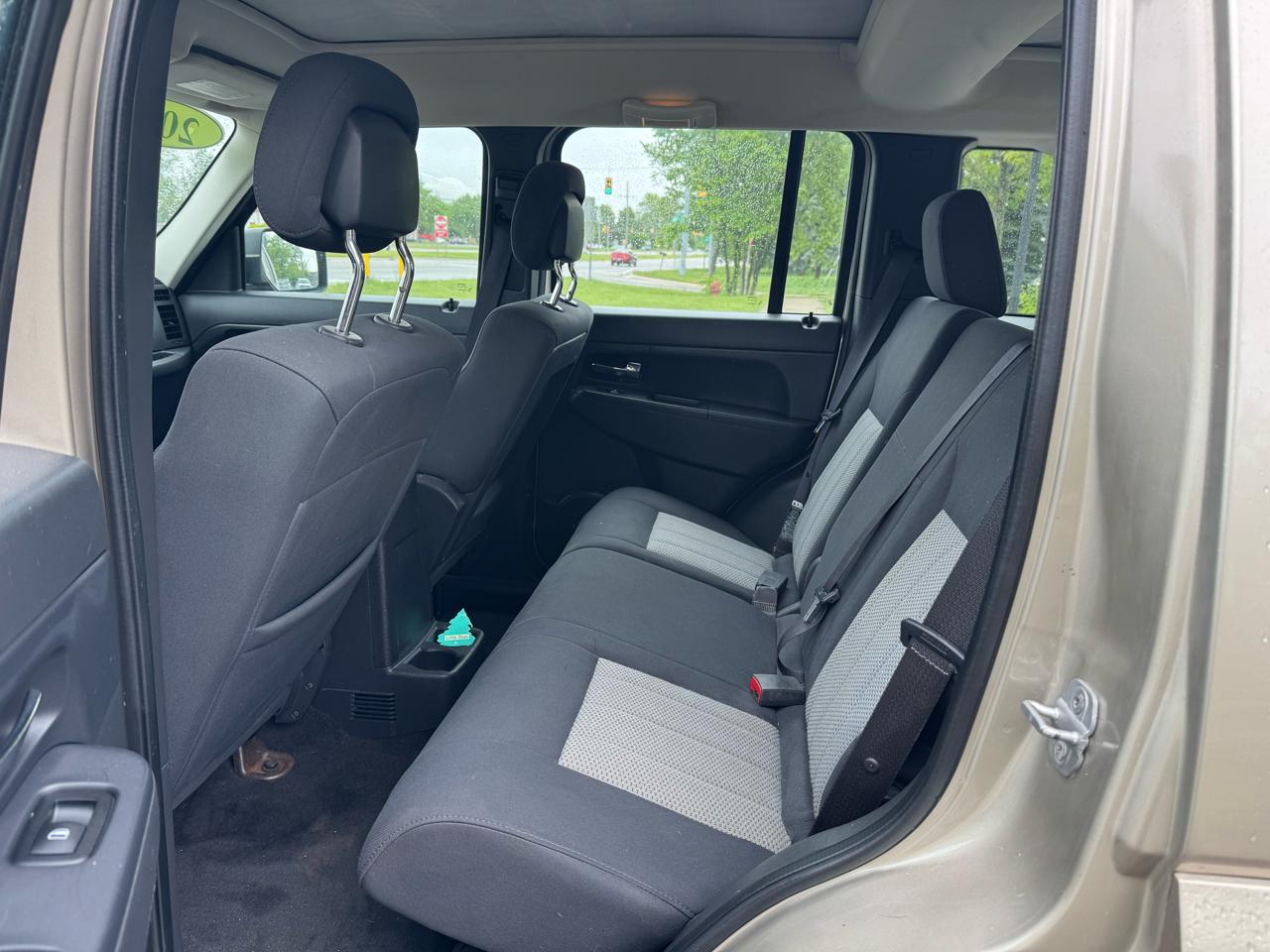 Jeep Liberty Sport 4WD 2010