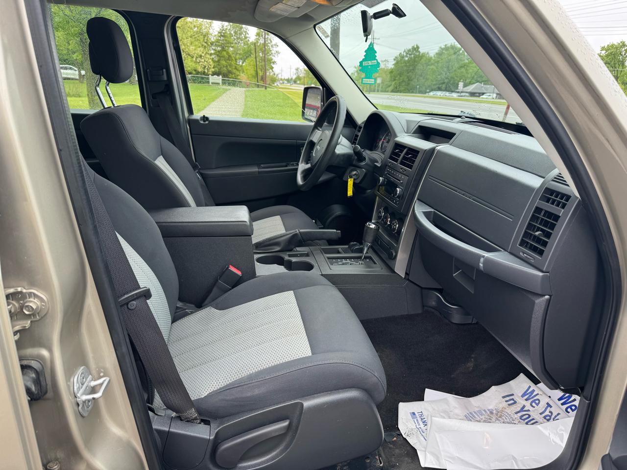 Jeep Liberty Sport 4WD 2010