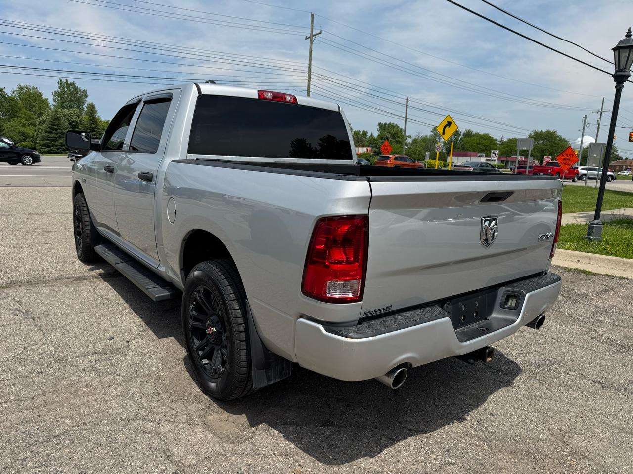 RAM 1500 Tradesman Crew Cab SWB 4WD 2014