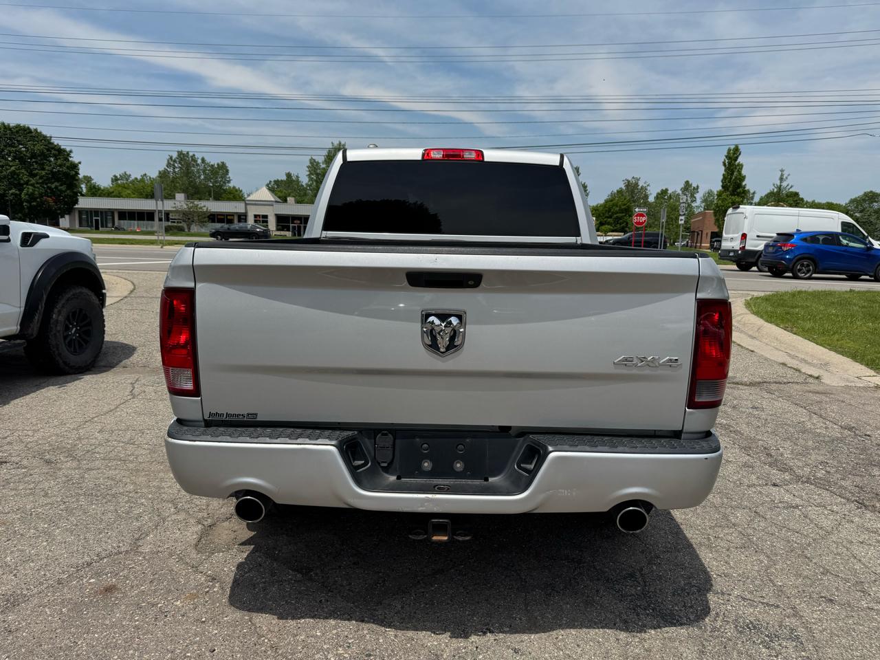 RAM 1500 Tradesman Crew Cab SWB 4WD 2014