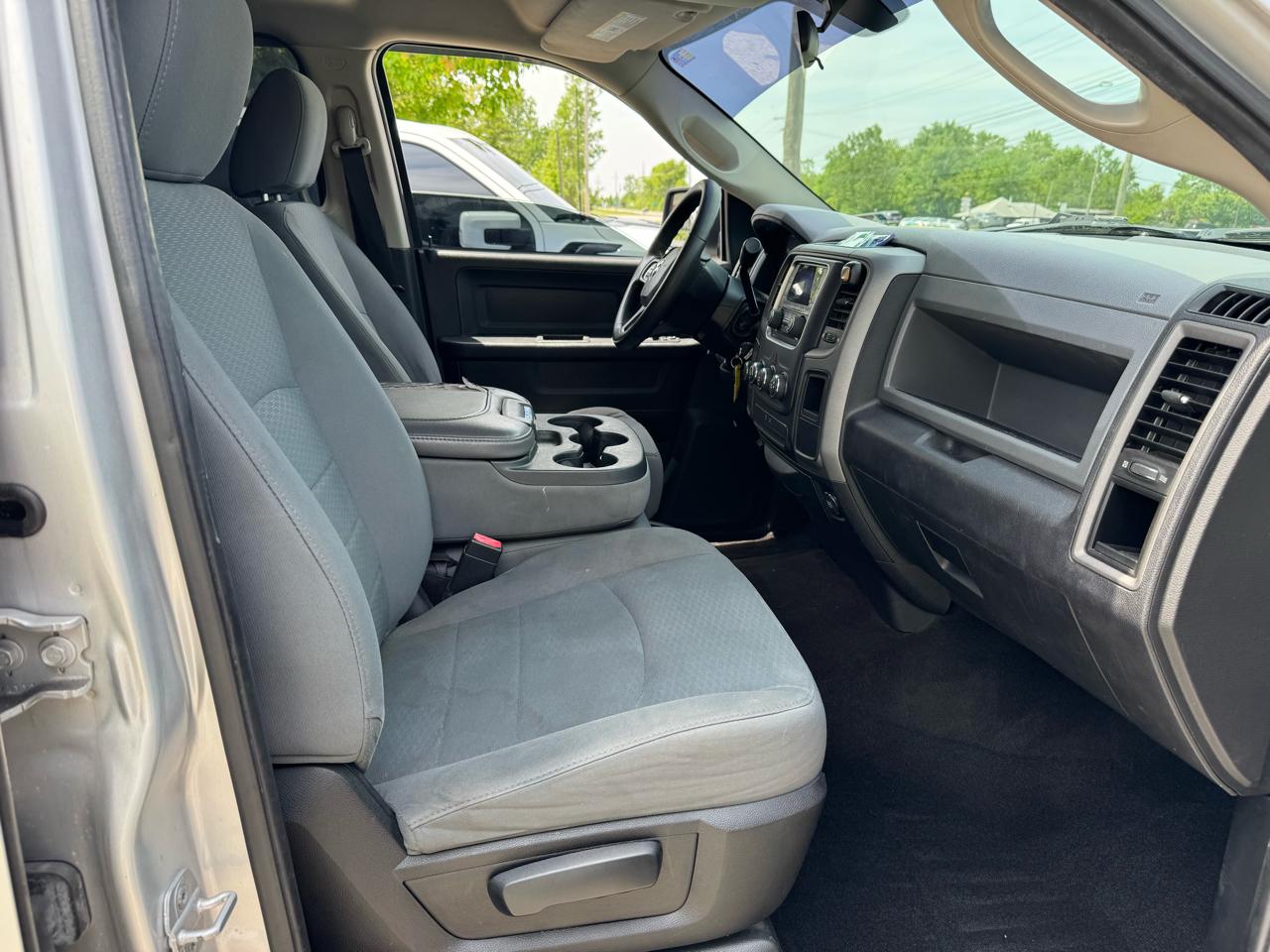 RAM 1500 Tradesman Crew Cab SWB 4WD 2014