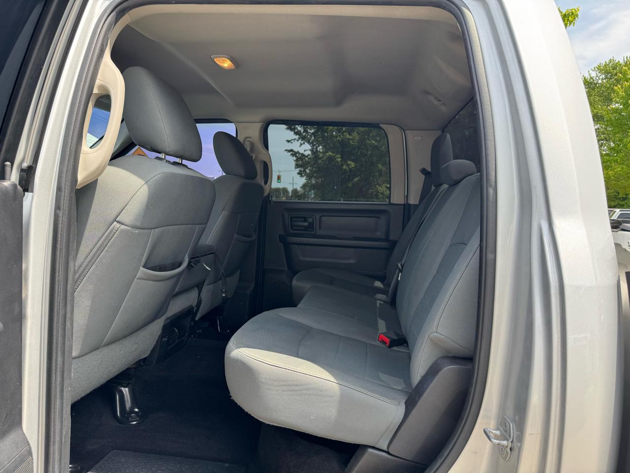 RAM 1500 Tradesman Crew Cab SWB 4WD 2014