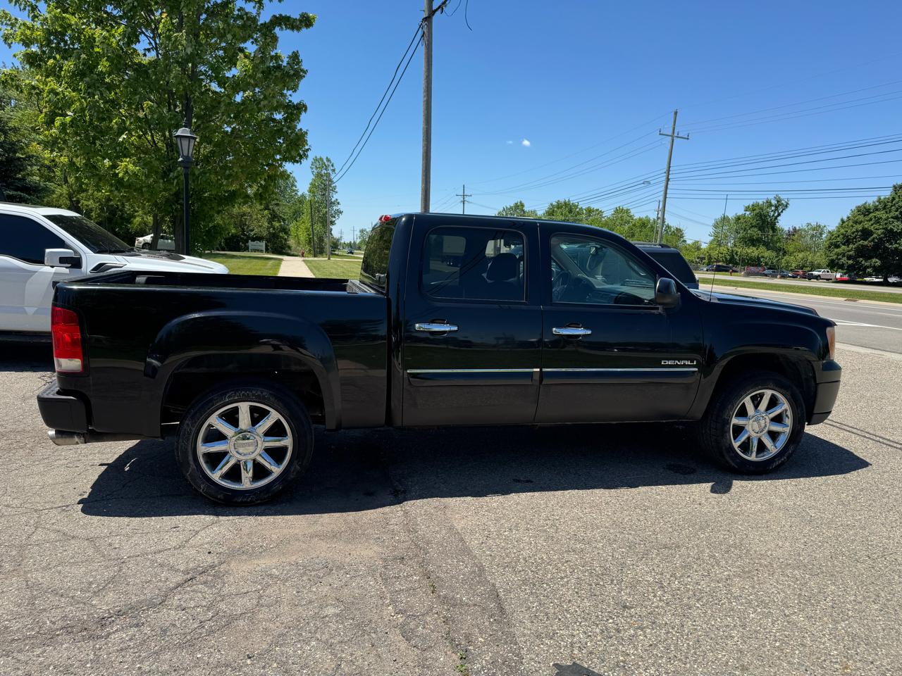 GMC Sierra 1500 Denali Crew Cab 4WD 2011