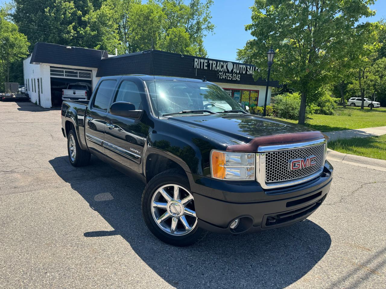 GMC Sierra 1500 Denali Crew Cab 4WD 2011
