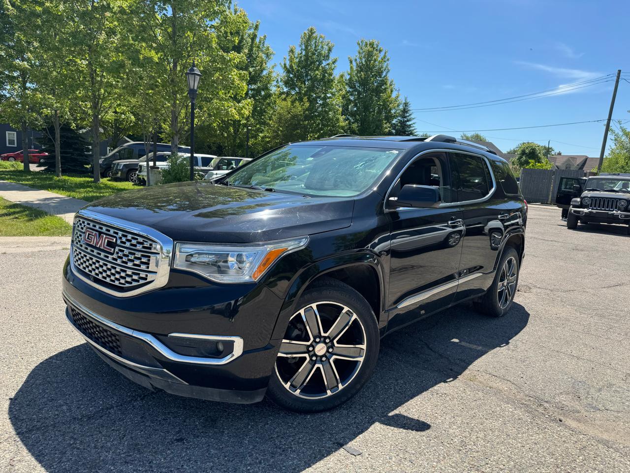 GMC Acadia Denali AWD 2019