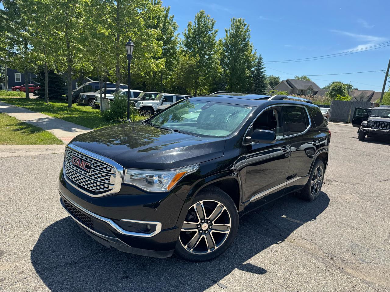 GMC Acadia Denali AWD 2019