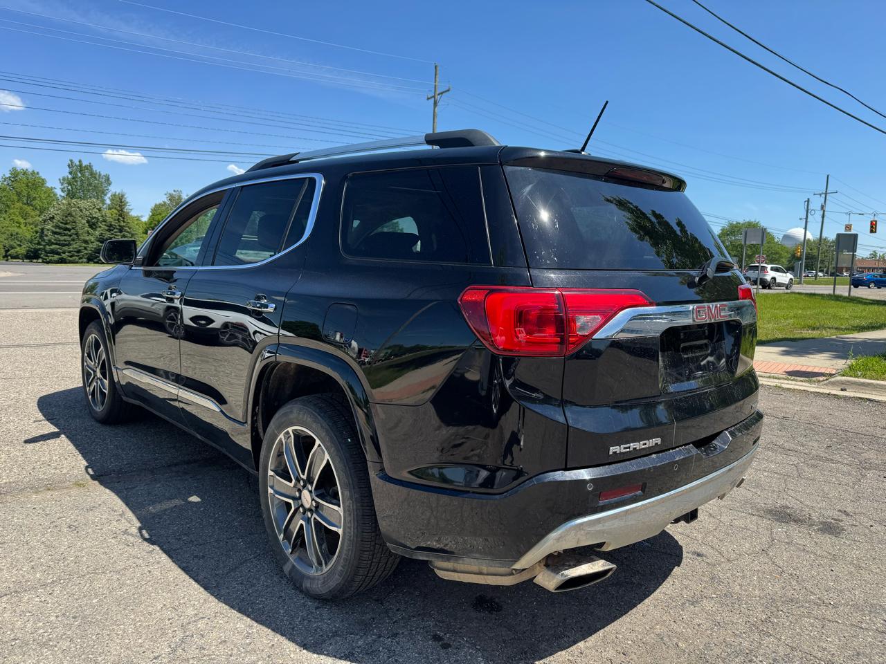 GMC Acadia Denali AWD 2019