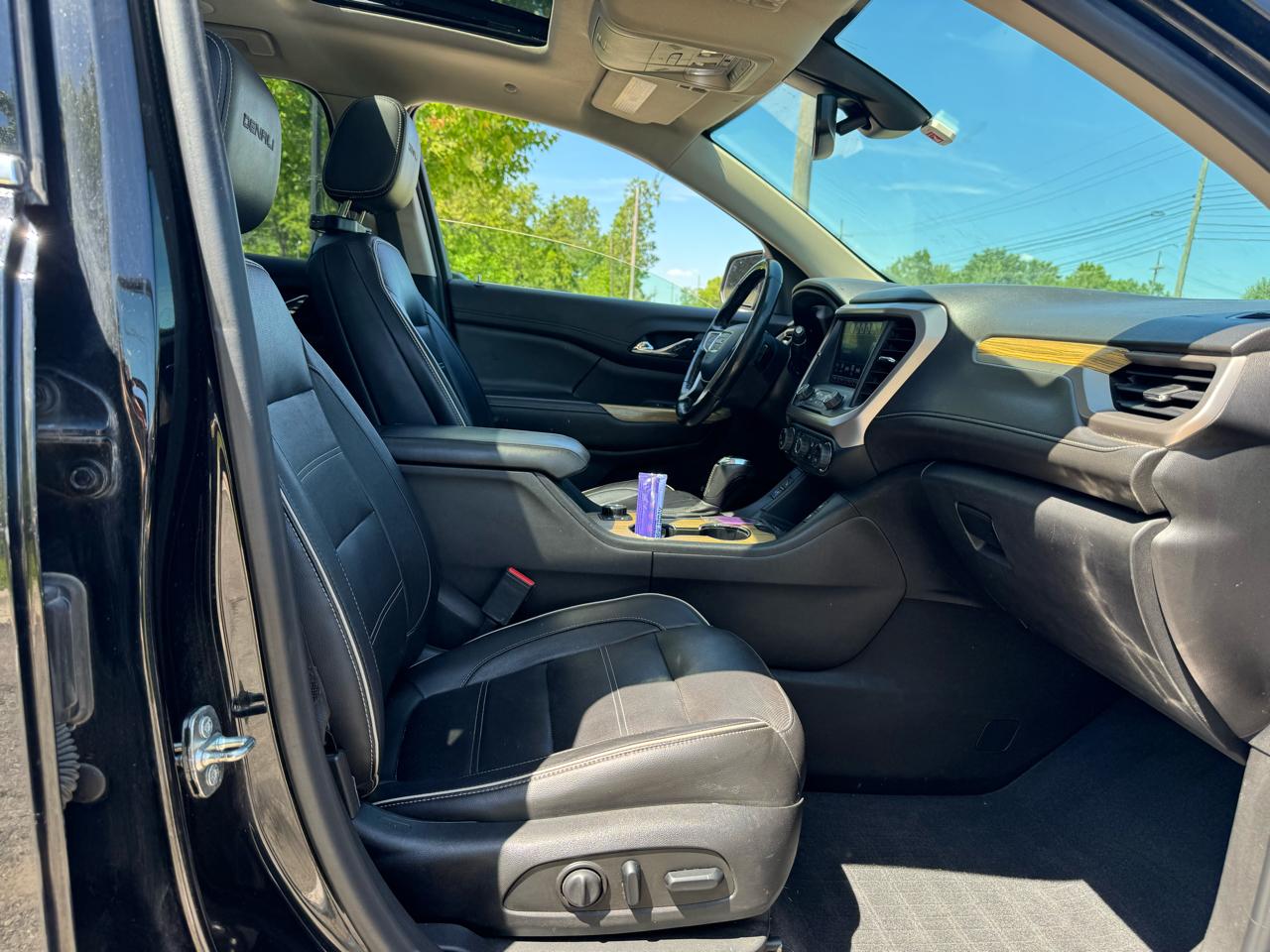 GMC Acadia Denali AWD 2019