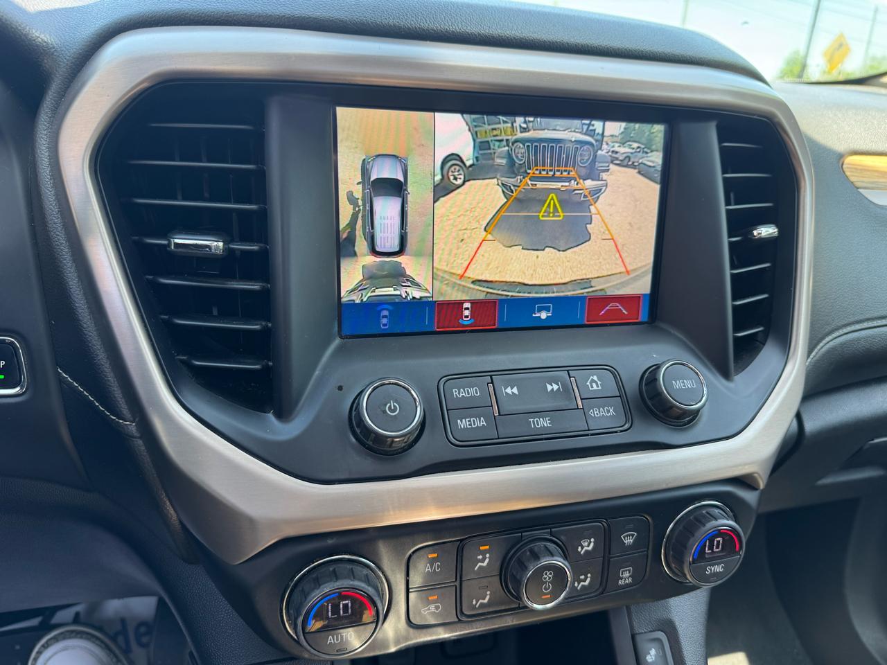 GMC Acadia Denali AWD 2019
