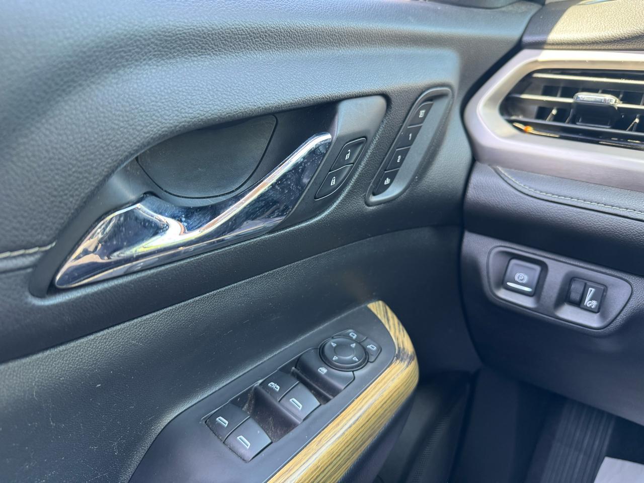 GMC Acadia Denali AWD 2019