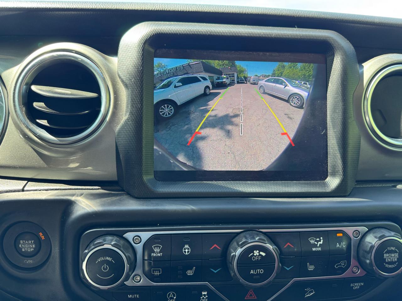 Jeep Wrangler Unlimited Sahara 2019