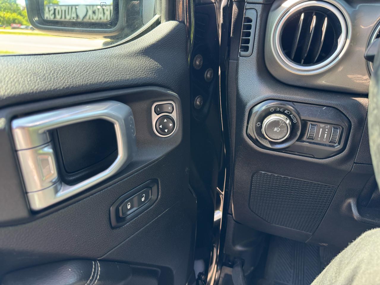 Jeep Wrangler Unlimited Sahara 2019