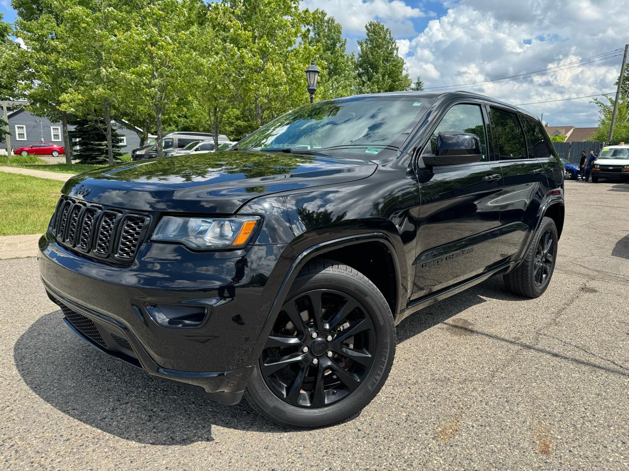 Jeep Grand Cherokee Laredo 4WD 2018